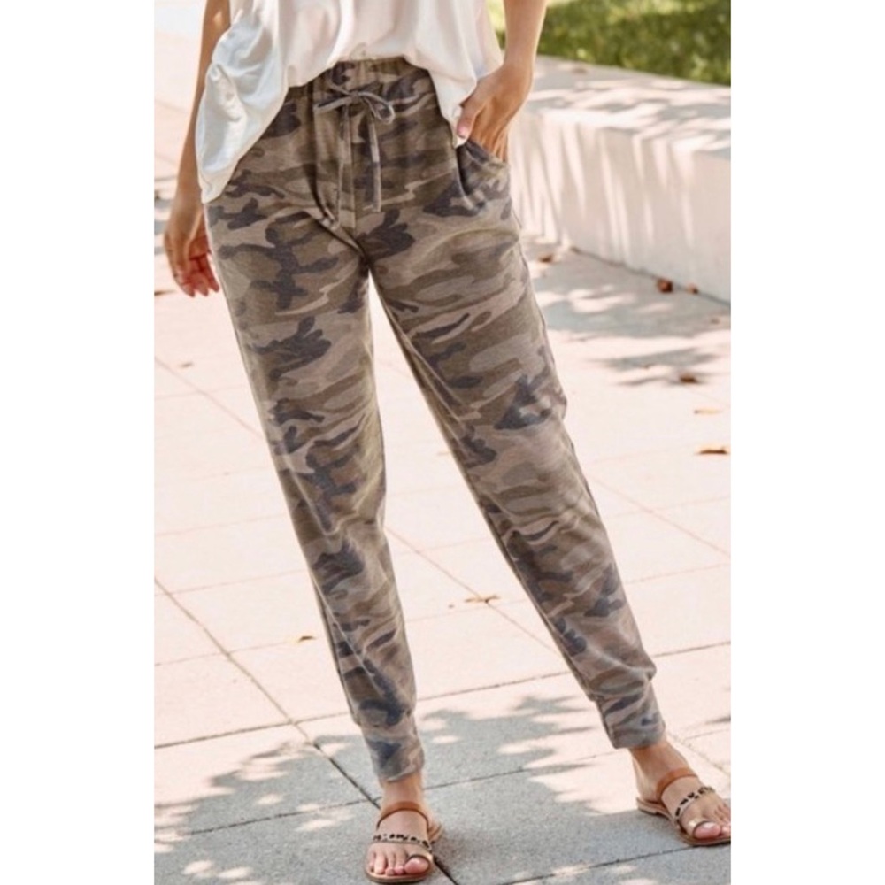SOLD OUT Army Camo French Terry Casual Jogger Pants - Picture 3 of 8